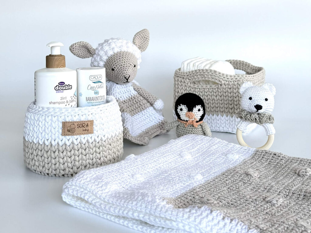 SORA maxi csomag, kézzel horgolt babakelengye